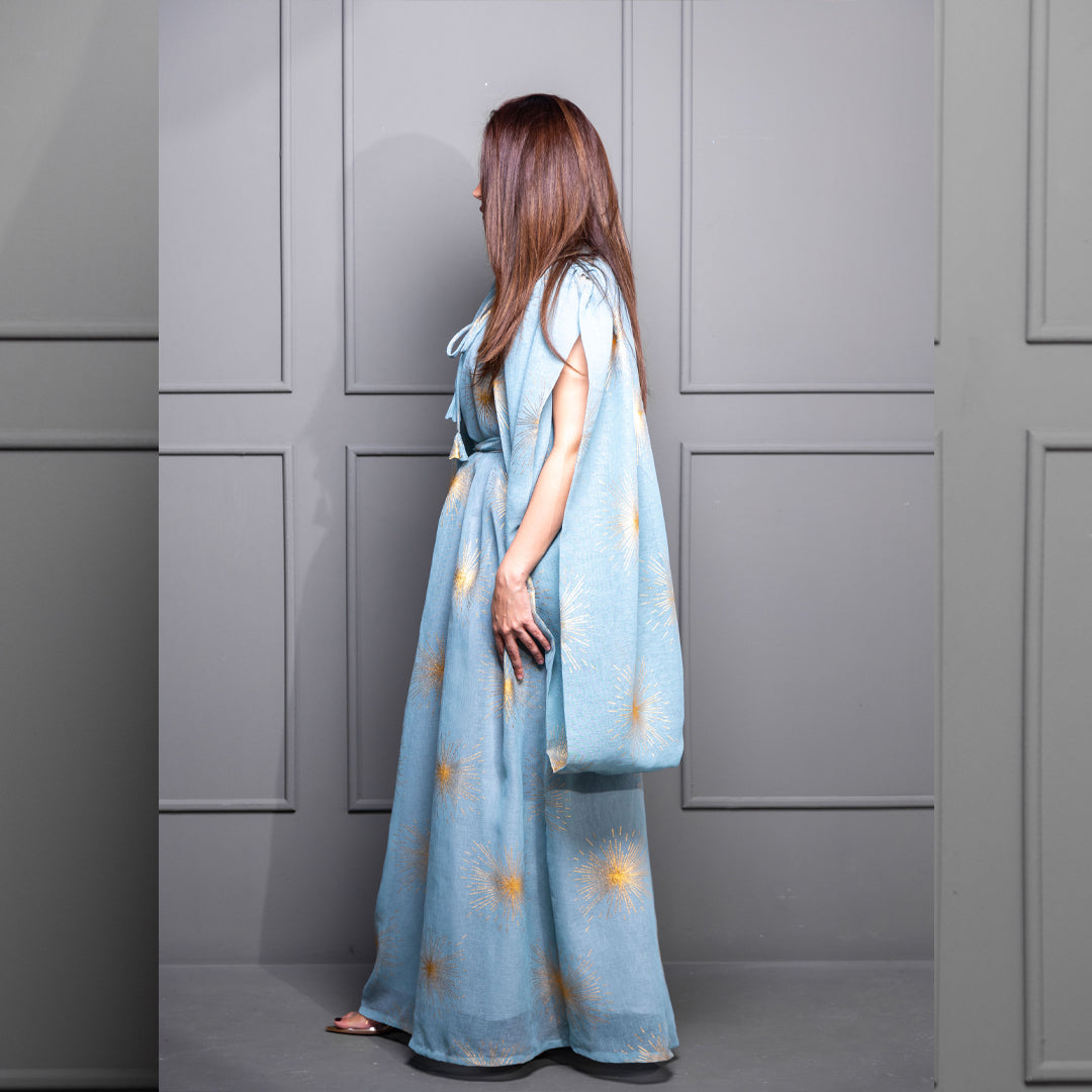 Detail Cape sleeve Dress