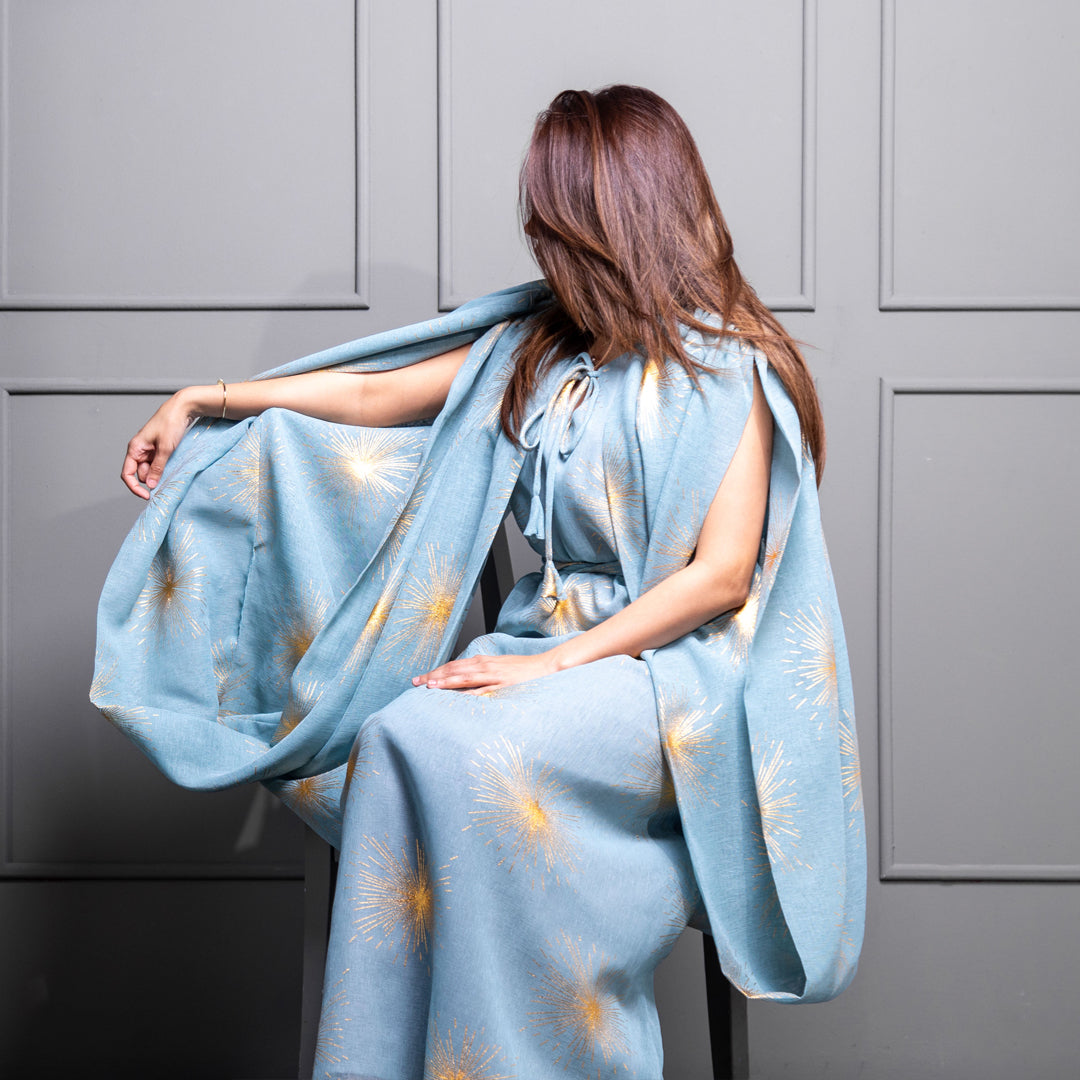 Detail Cape sleeve Dress