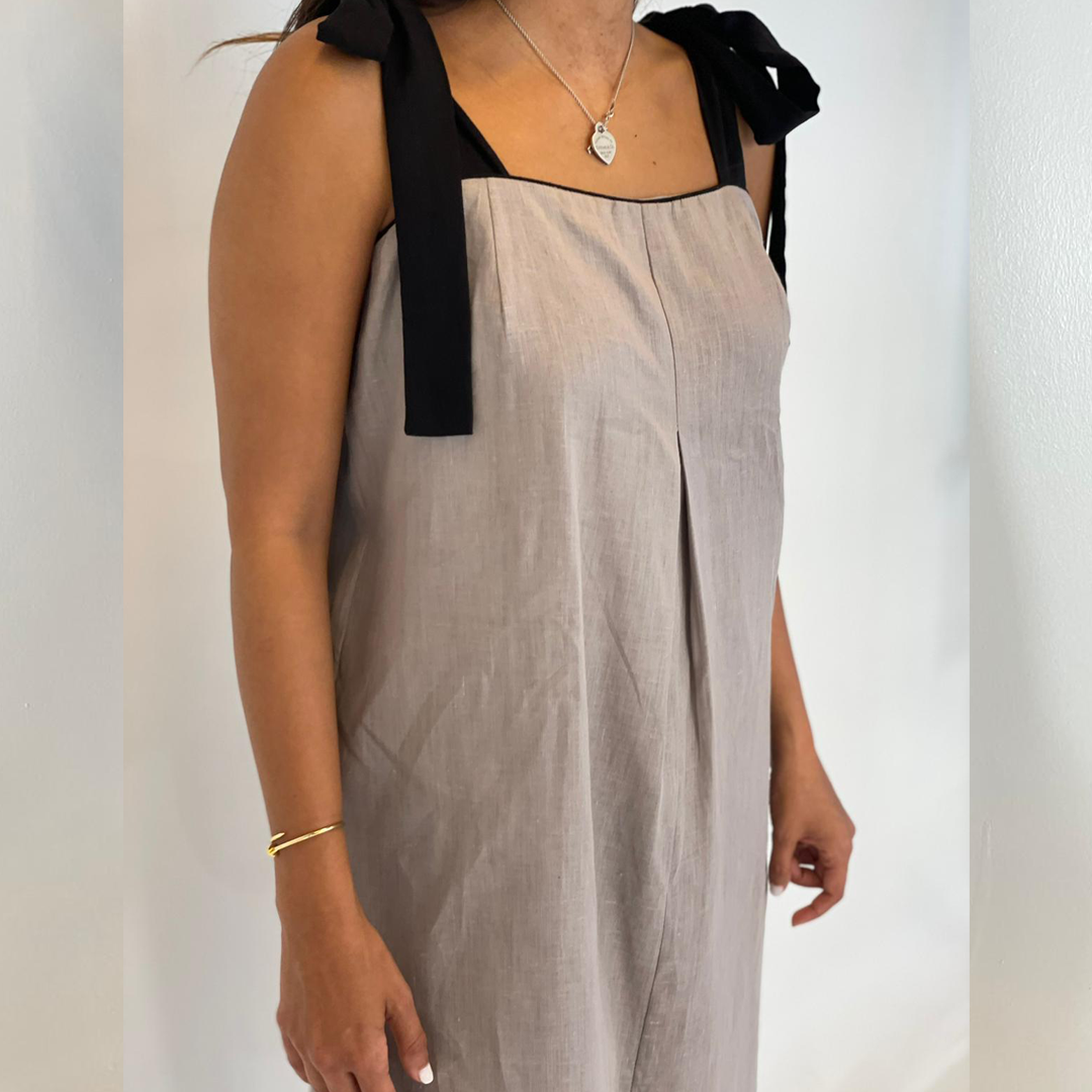 Strapped Linen Jumpsuit